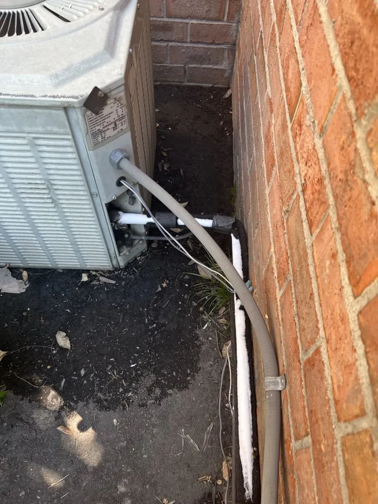 Licensed electrical service for homes in lighting installation,  by 