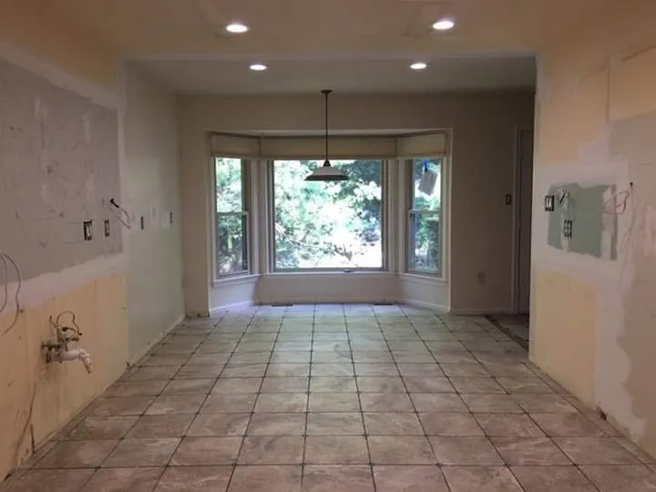 Slide of Salone Solutions