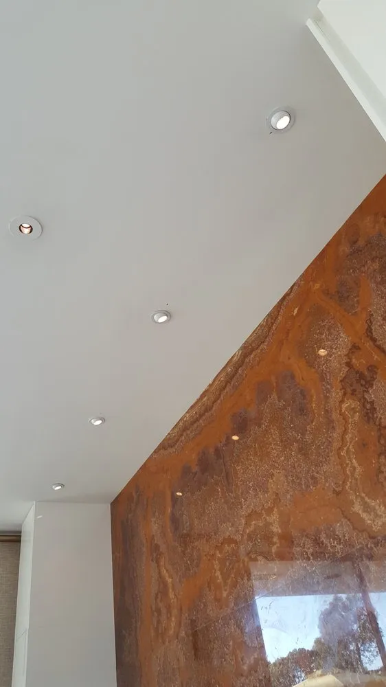 Slide of Sal's Electrical