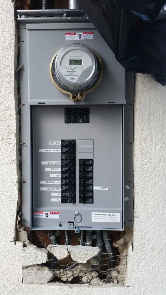 Slide of Sal's Electrical