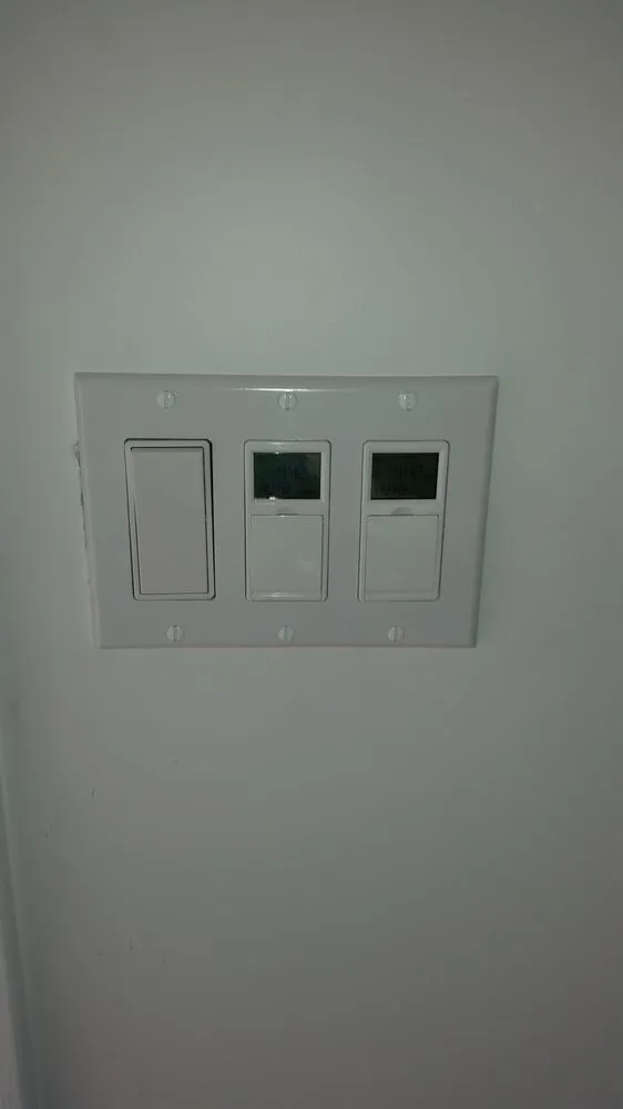 Slide of Sal's Electrical