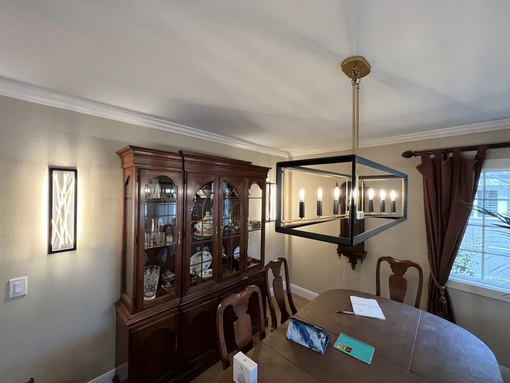 Slide of Salt N Light Electric