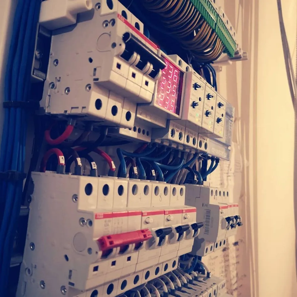 Slide of Salvatore's Licensed Electricians