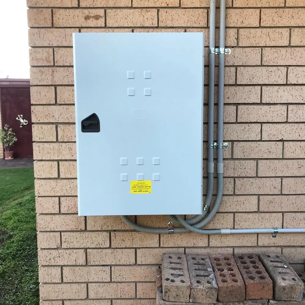 Slide of Salvatore's Licensed Electricians