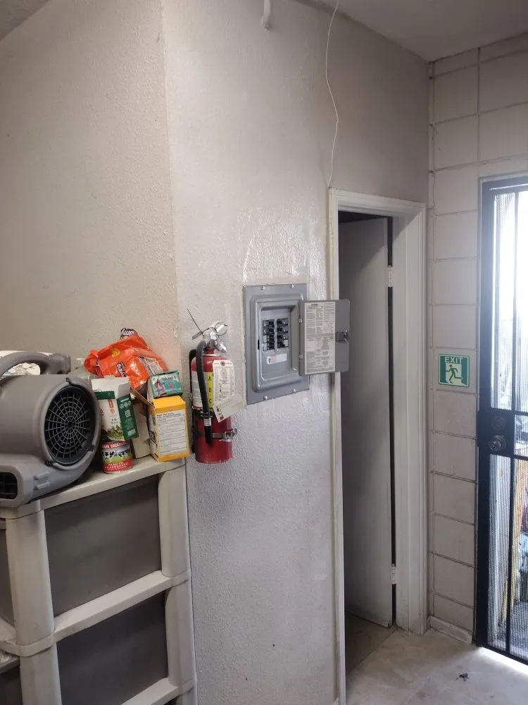 Slide of Samarah Tech