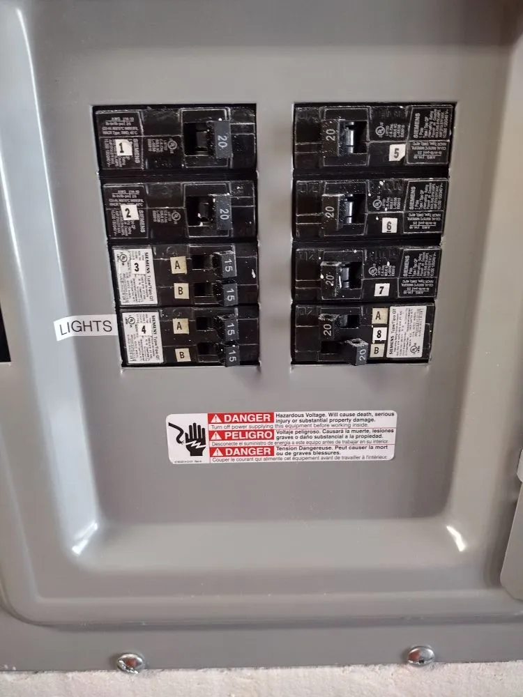 Slide of Samarah Tech