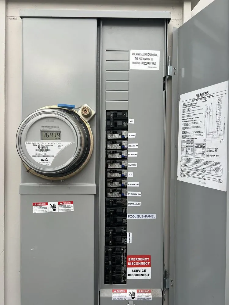 Slide of Sammy Electrical Services