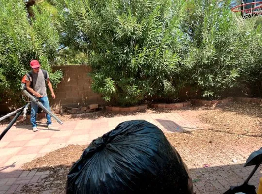 Sammys Handyman Services Logo