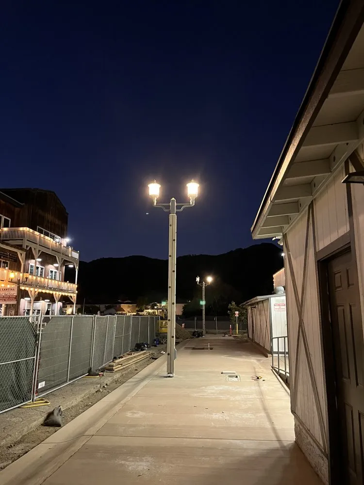 Slide of SamNoa Electric