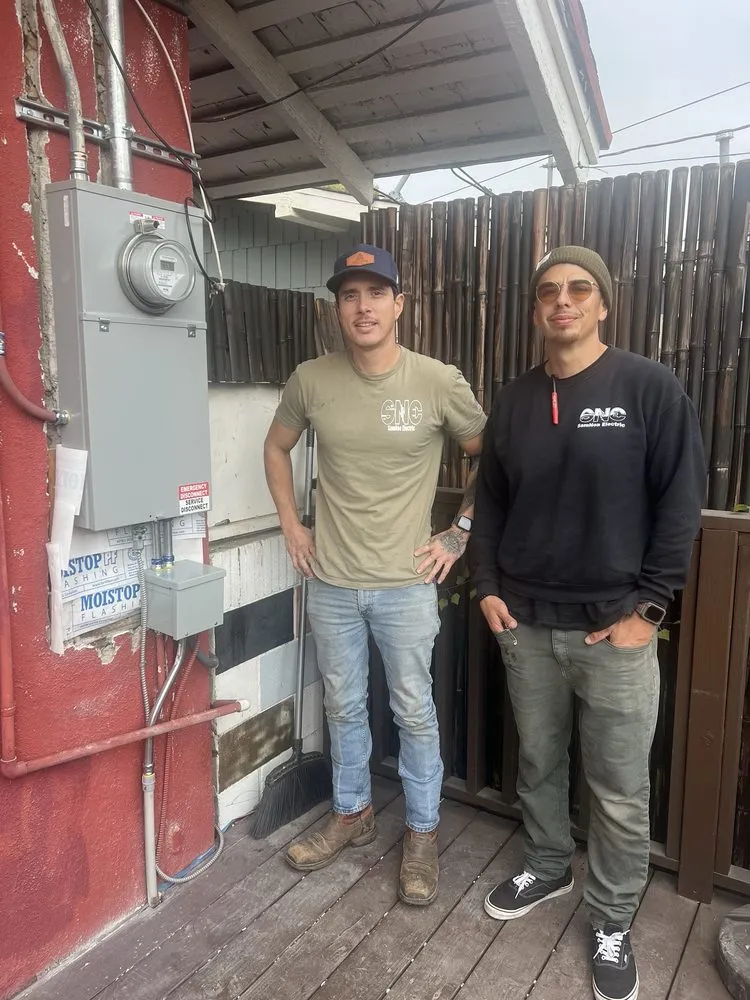 Slide of SamNoa Electric