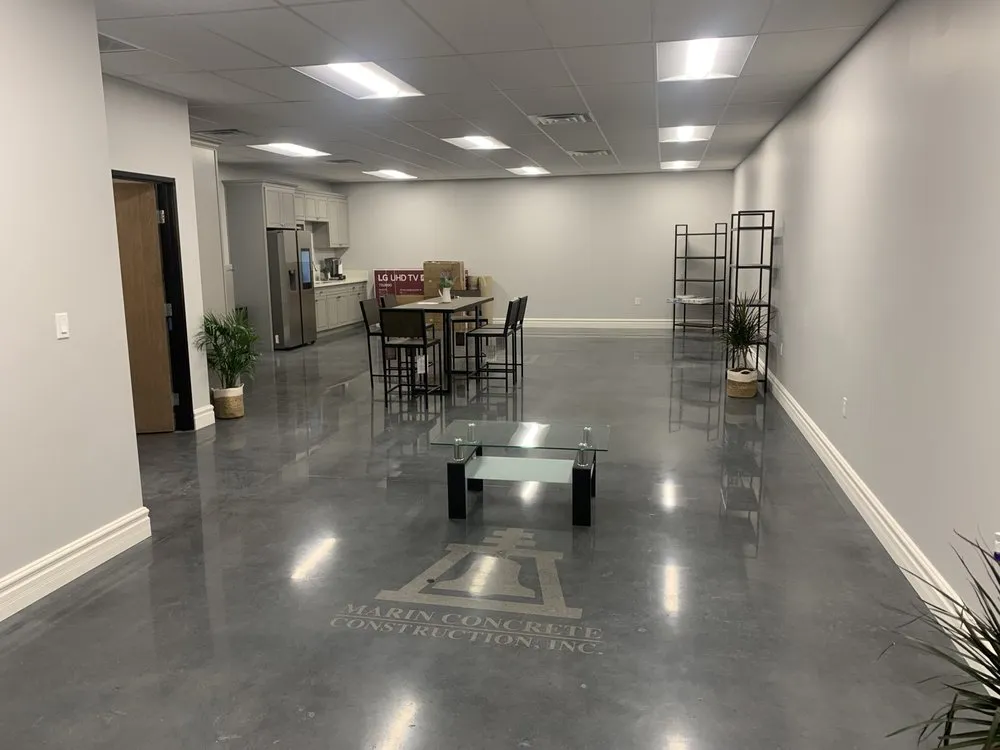 Slide of SamNoa Electric