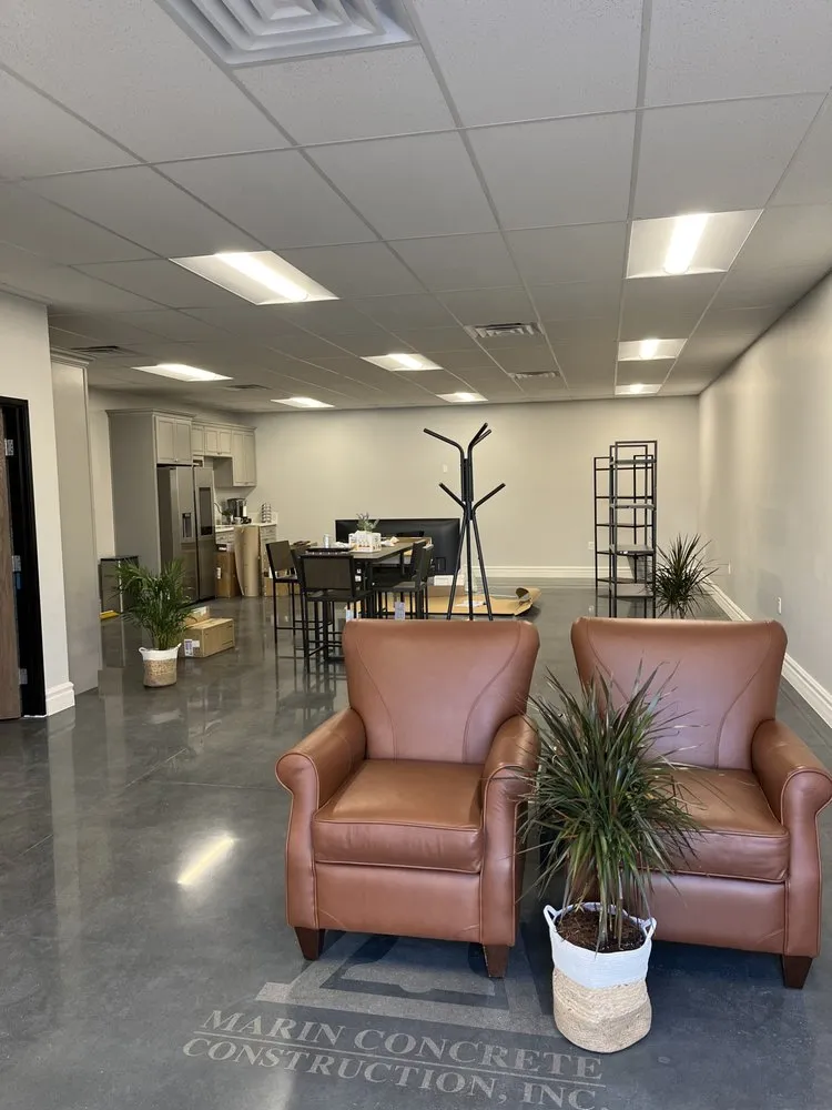 Slide of SamNoa Electric