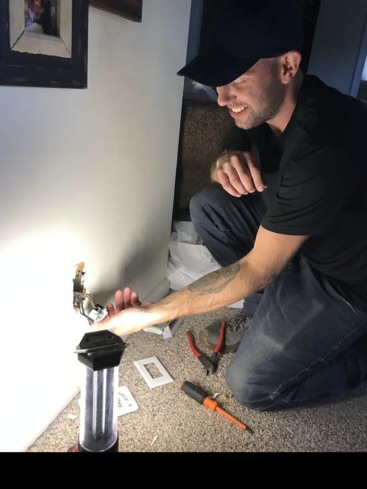 Slide of Sam's Electric