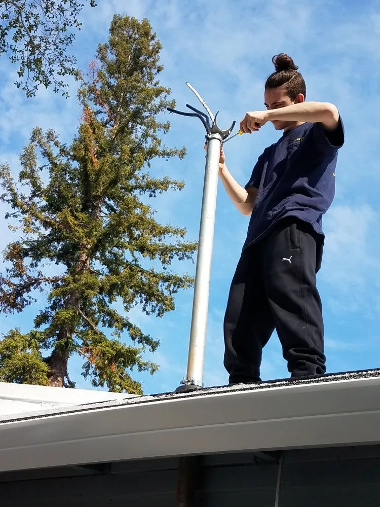 Slide of Sam's Electric