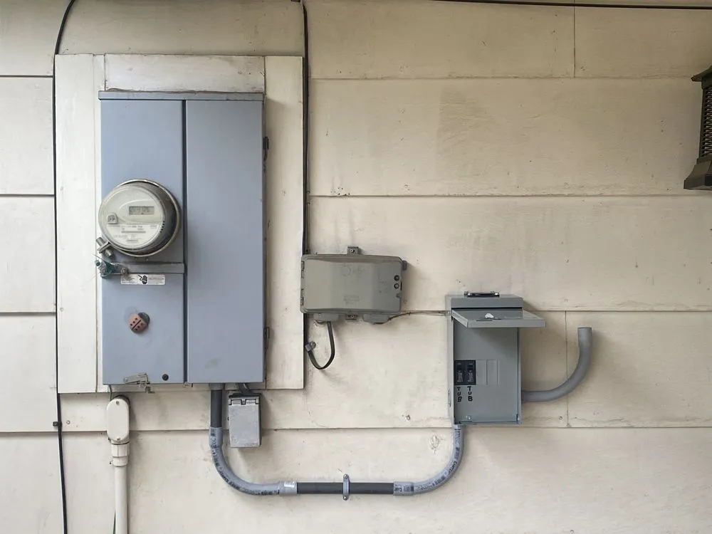 Slide of Sam's Electric