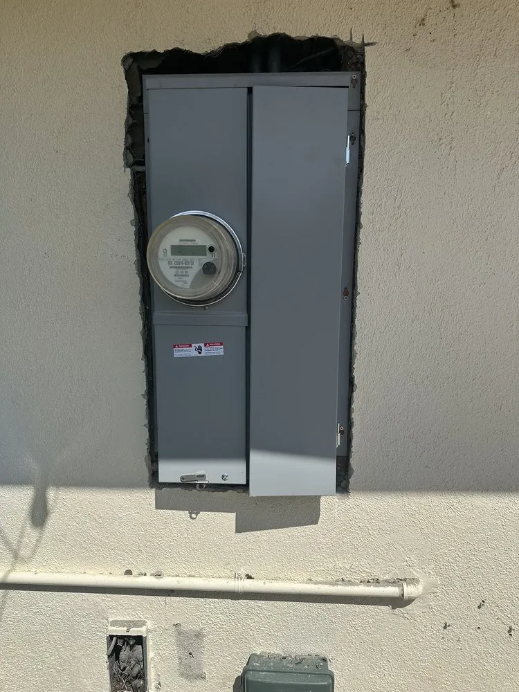 Slide of Samuel's Electric Services