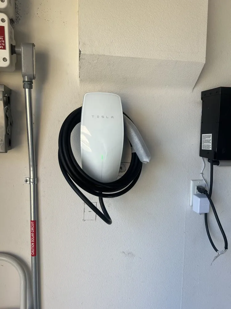 Slide of Samuel's Electric Services