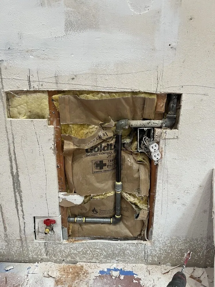 Slide of San Dimas Handyman