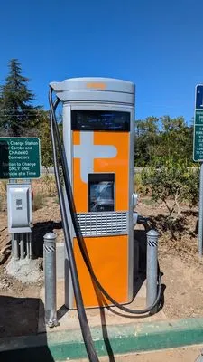 Sanchez Electric Logo