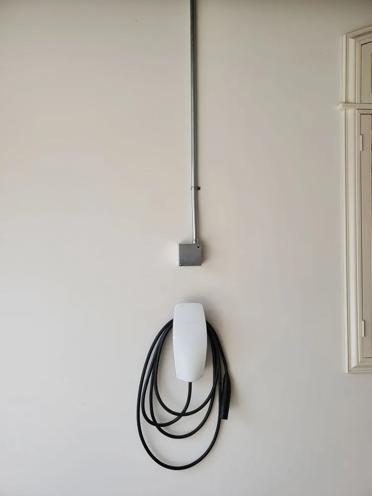 Slide of Sandoval Electrical Services