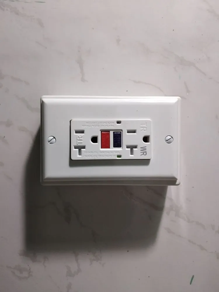 Slide of Sansom Park Electrician