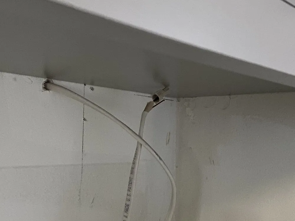 Emergency outlet and switch repair experts serving ,  - Santana Proz Electric & Lighting