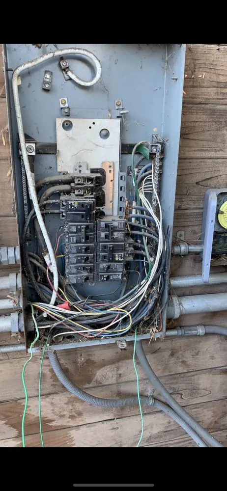 Expert panel upgrade service in Los Nietos, CA - Santana’s Electric