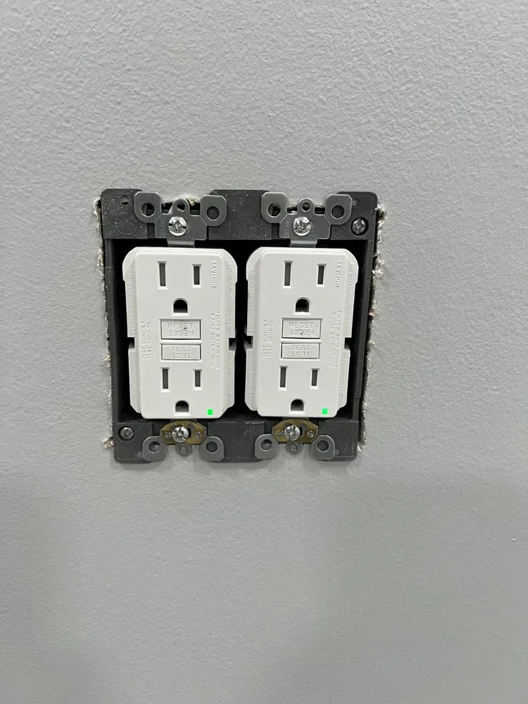 Slide of Santander Services