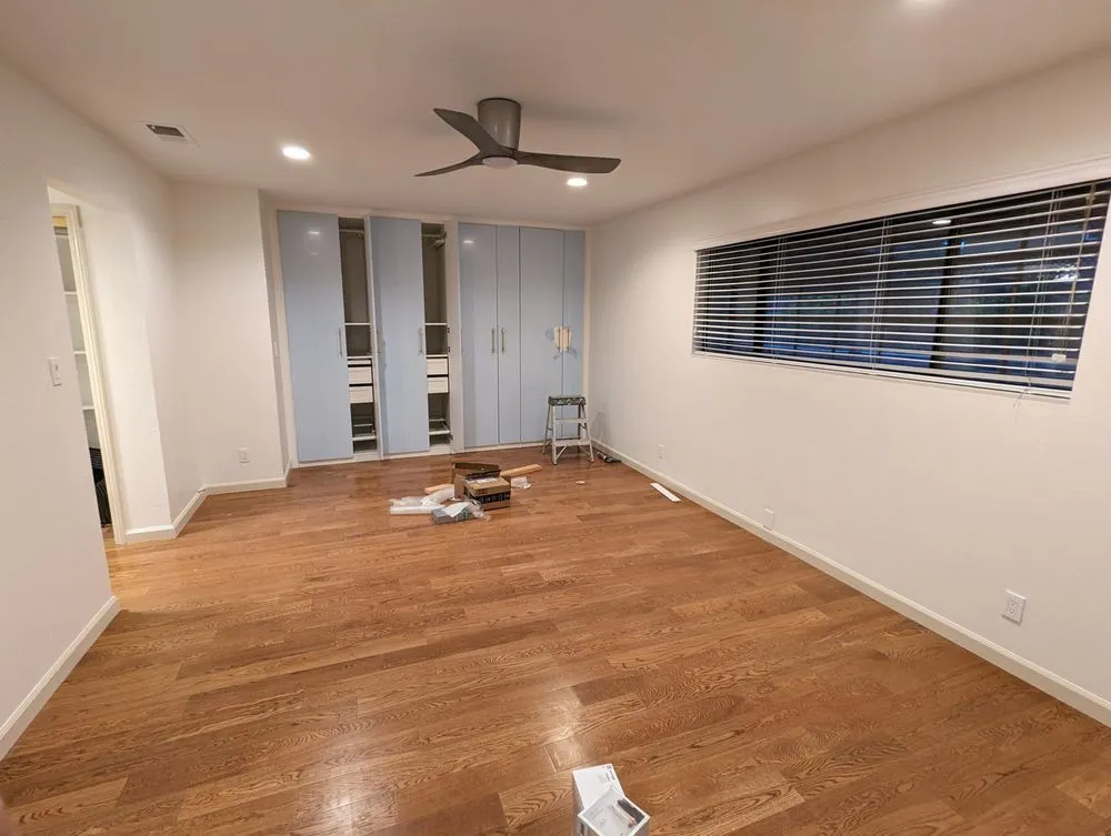 Slide of Santi Construction