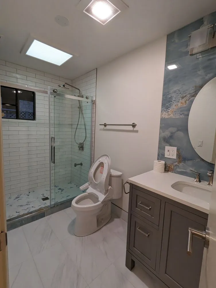 Slide of Santi Construction