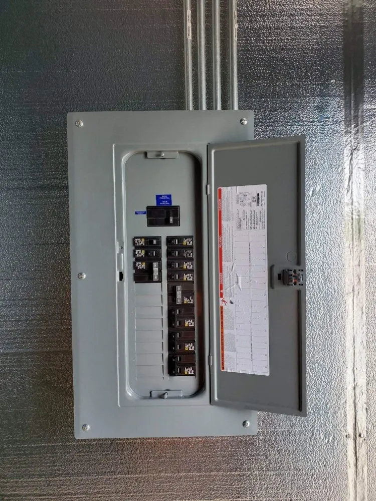 Slide of Santiago Electric