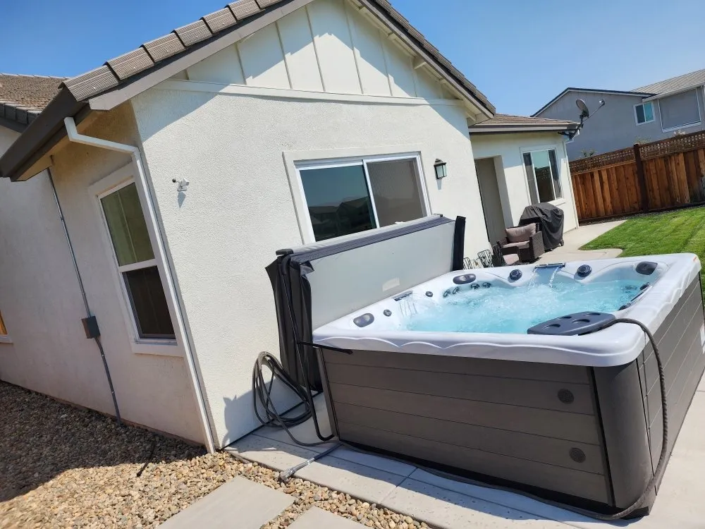 Slide of Santiago Electric