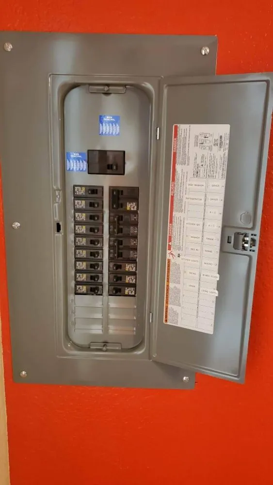 Slide of Santiago Electric