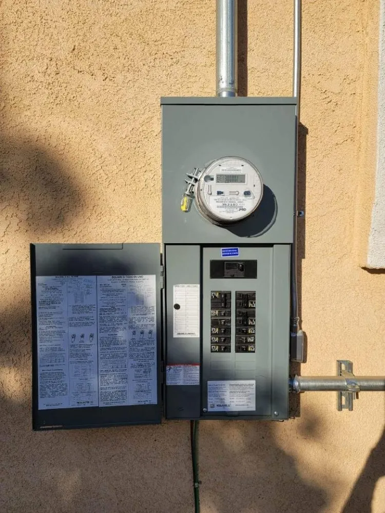 Slide of Santiago Electric