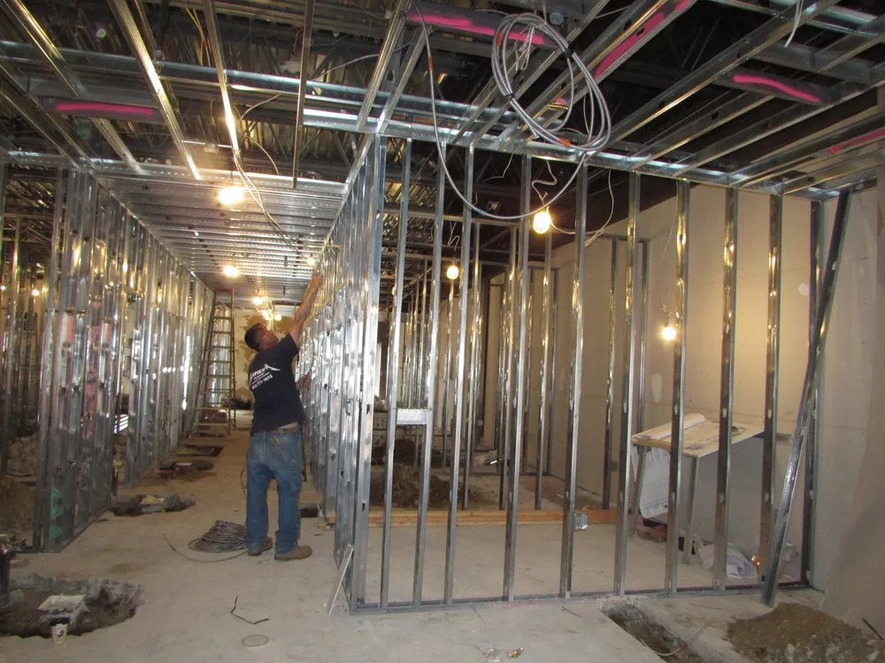 Slide of Sapienza Electric