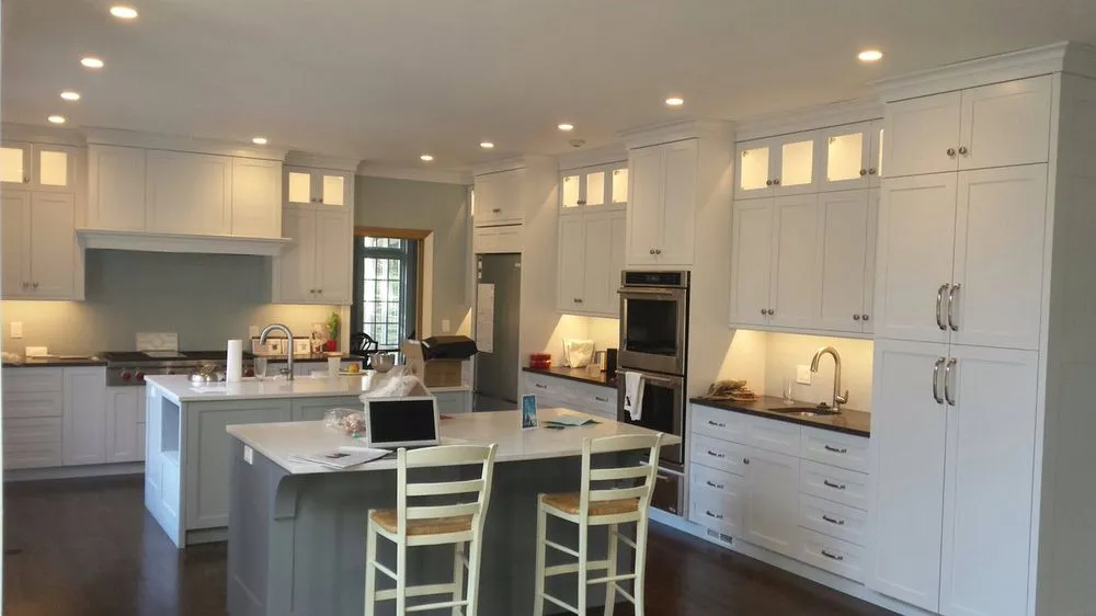 Slide of Sarnecky Electric