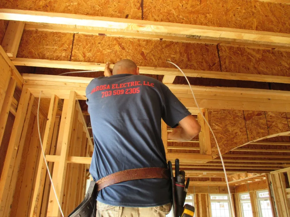 Slide of Sarosa Electric