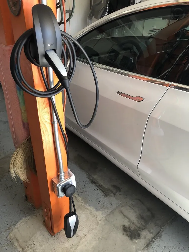 Expert electrical service for homes in panel upgrade, by