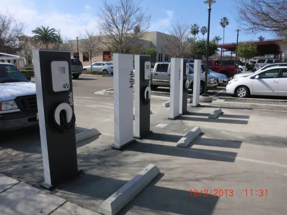 Slide of Saturn Electric, Inc