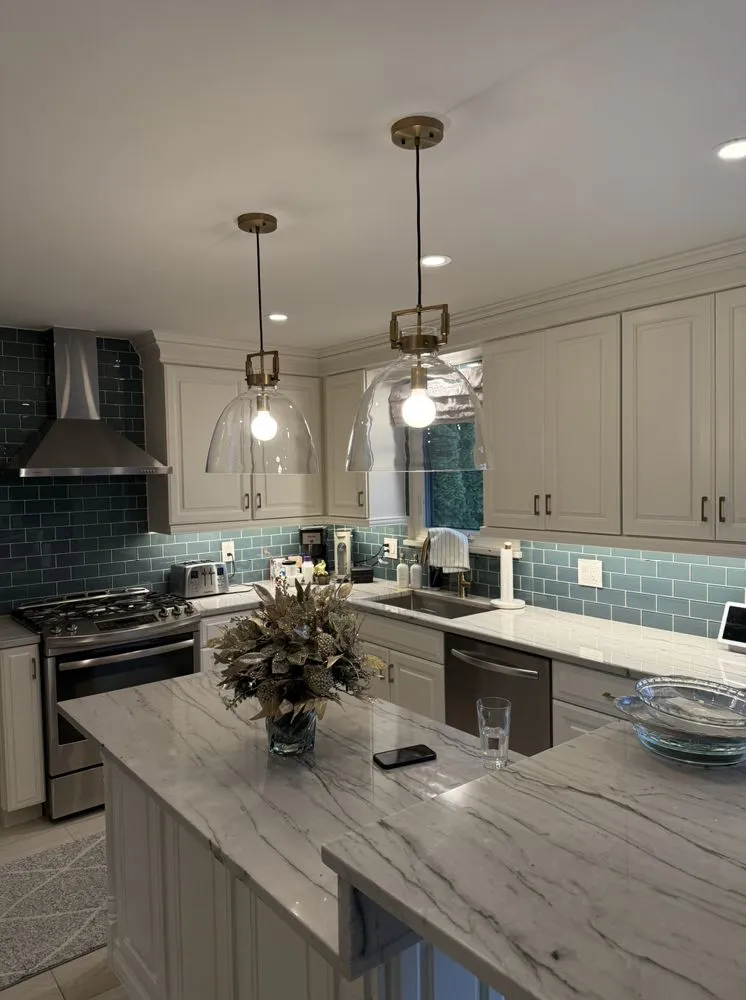 Slide of Saturn Electric