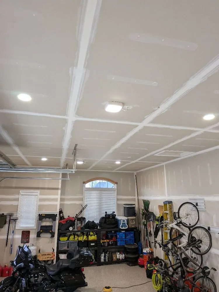 Slide of Saturn Electric