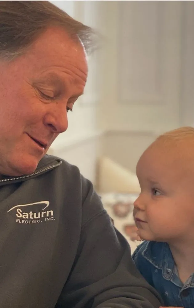 Slide of Saturn Electric