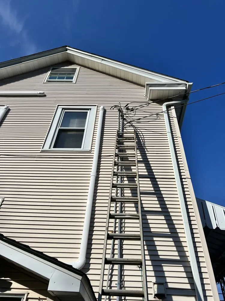 Trusted outlet and switch repair in Cresco, PA by Saverino Services