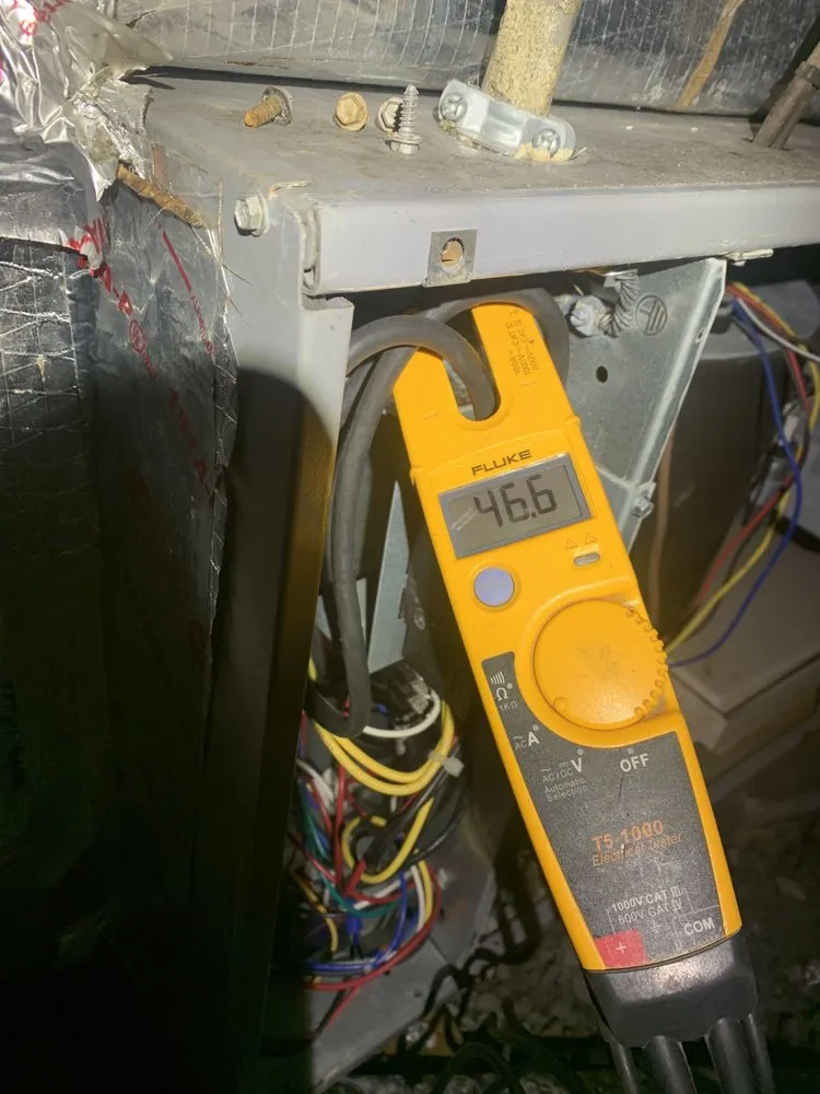 Slide of Savvy Electrical Solutions