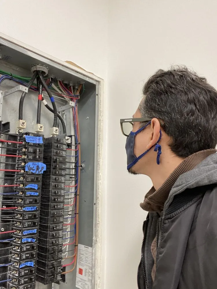 Slide of Say Watt Electric