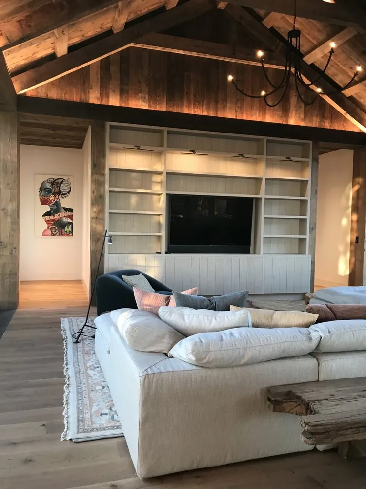 Slide of Say Watt Electric