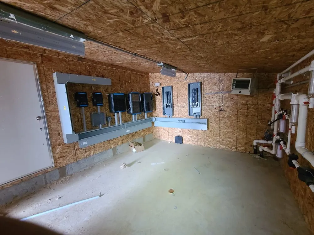 Slide of Scarlette & Chrisney Electric