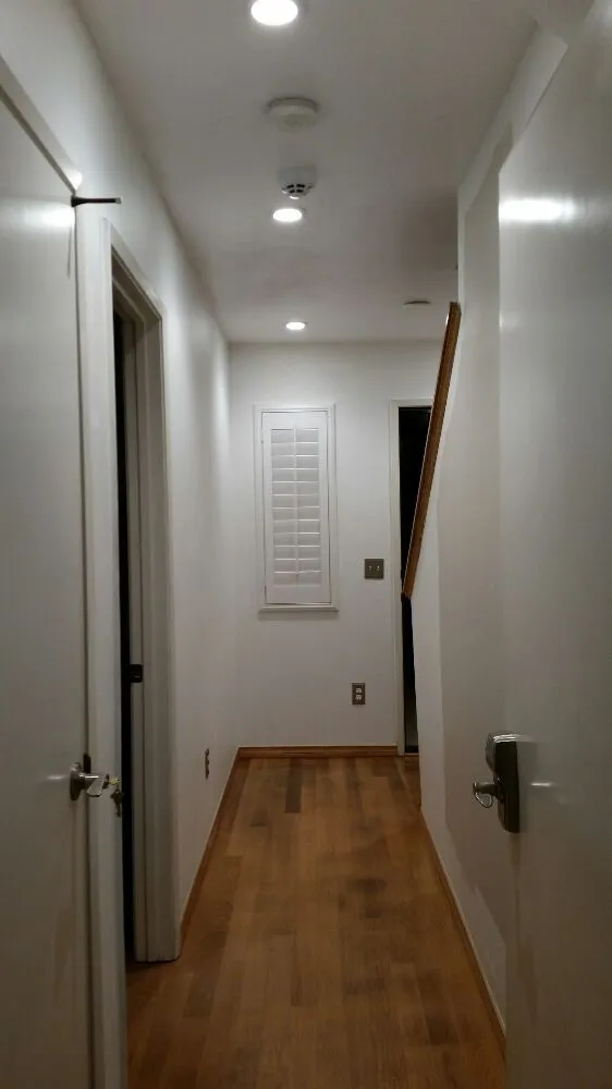 Slide of Scatolini Handyman