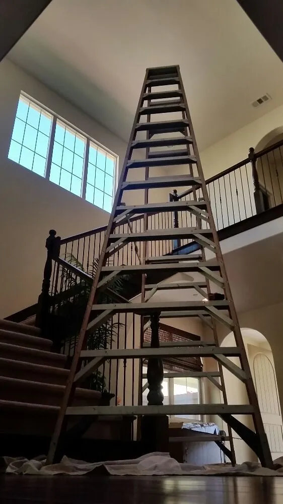 Slide of Scatolini Handyman