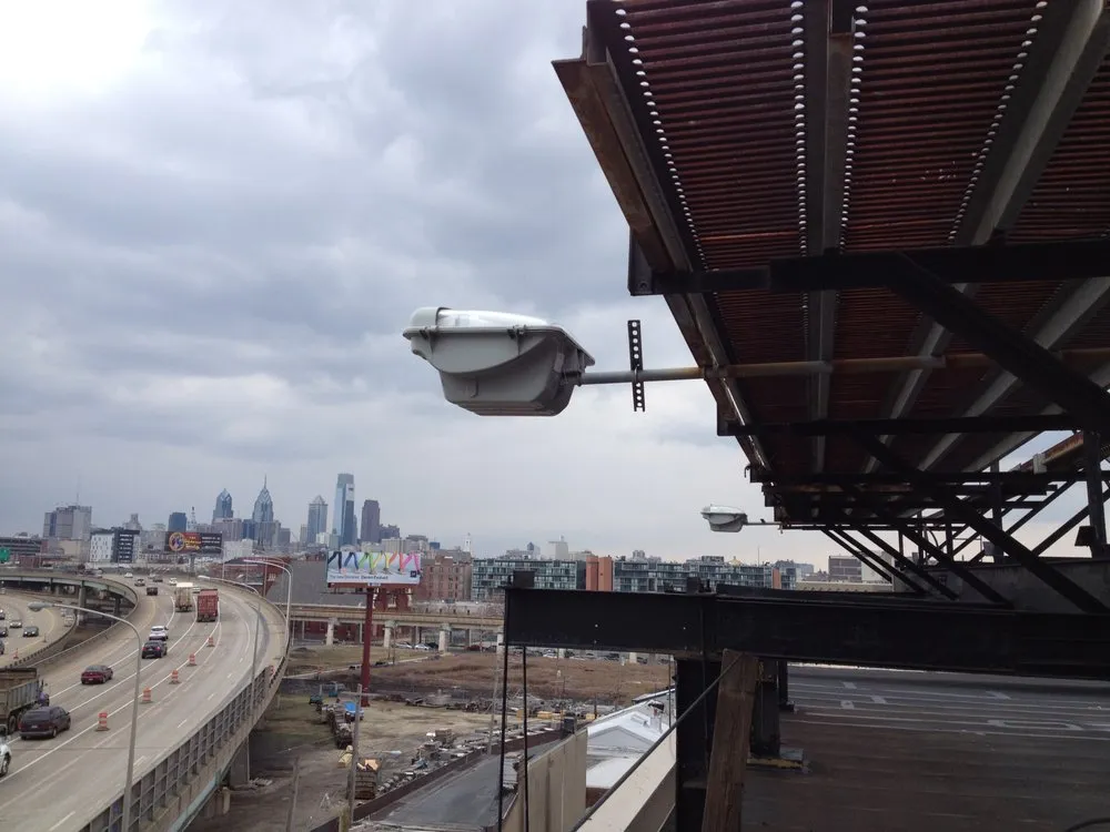 Slide of Schipsi Electric